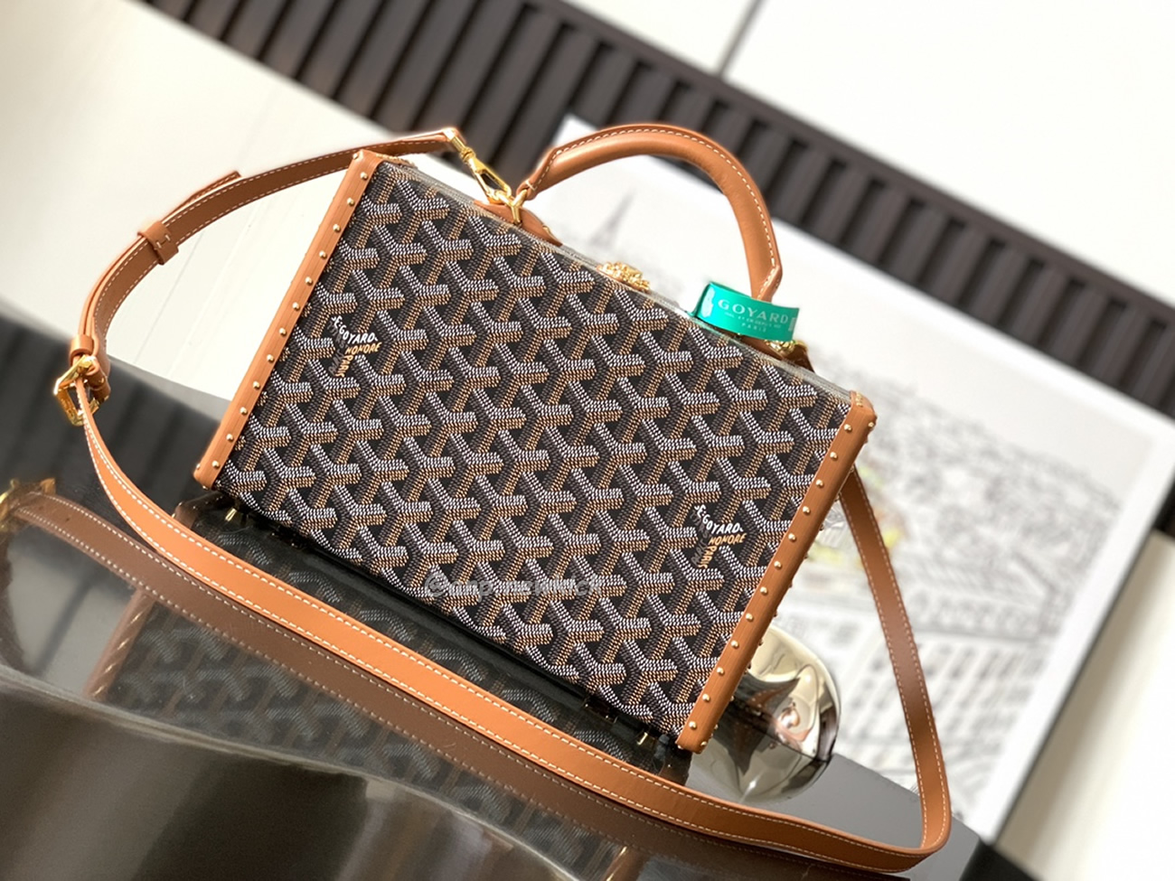 Goyard Grand Hôtel Box Bag 17 Cm X 7.7 Cm X 24.5 Cm (19) - www.newkick.org Goyard Grand Hôtel Box Bag 17 Cm X 7.7 Cm X 24.5 Cm (19) - www.newkick.org
