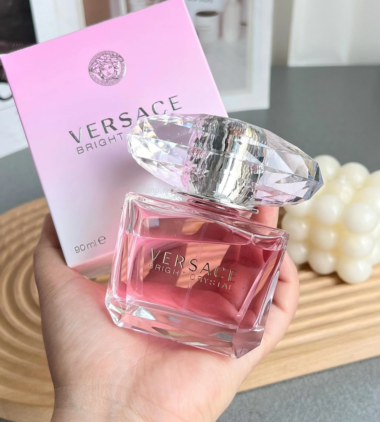 Versace Bright Crystal Edt 90ml (5) - www.newkick.org