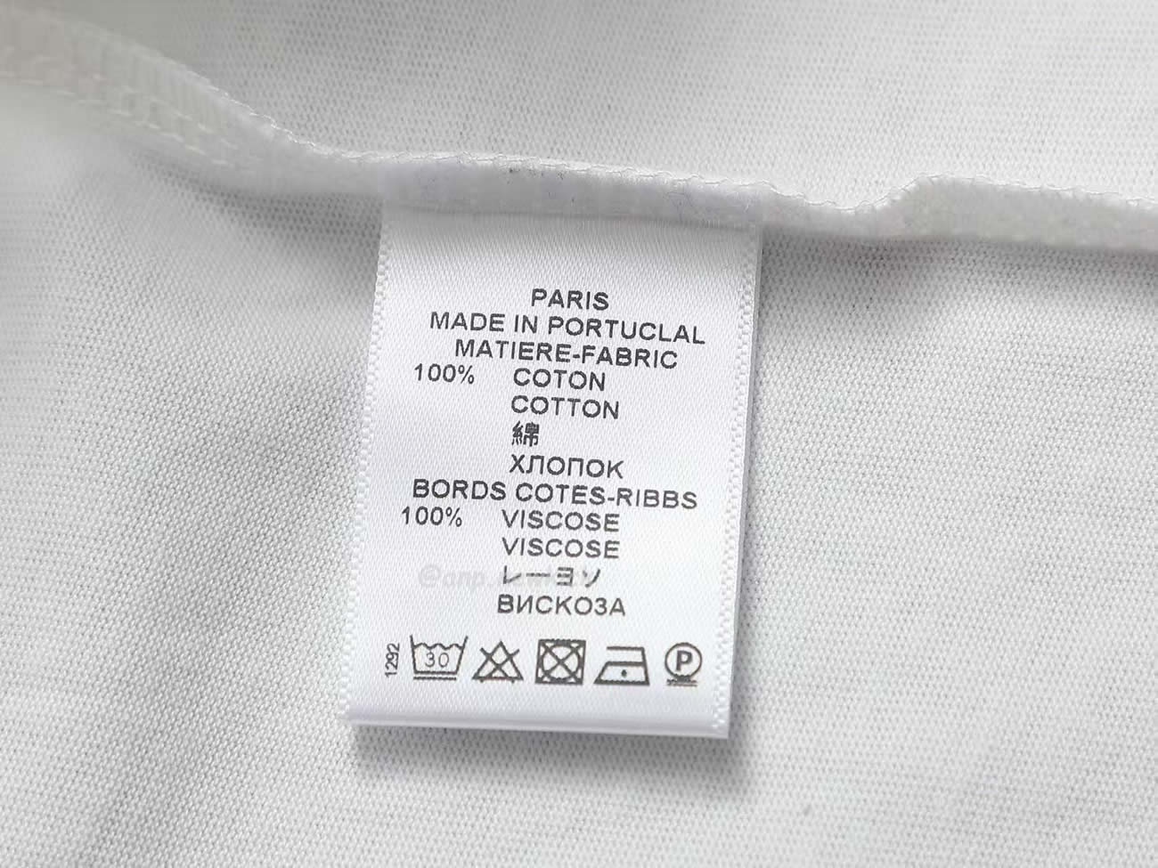 Burberry Equestrian Knight Detail Cotton T Shirt (7) - www.newkick.org Burberry Equestrian Knight Detail Cotton T Shirt (7) - www.newkick.org