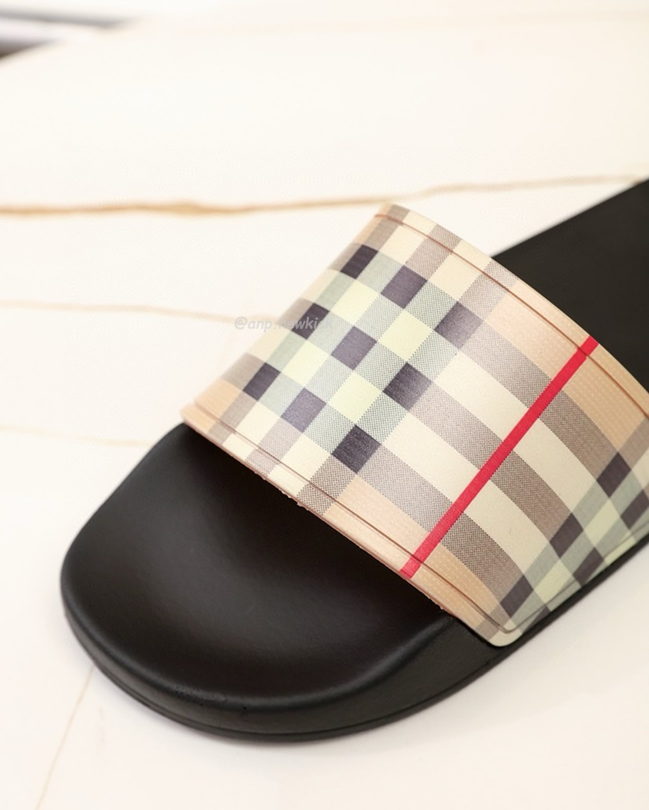 Burberry Vintage Check Slides Beige (8) - www.newkick.org Burberry Vintage Check Slides Beige (8) - www.newkick.org