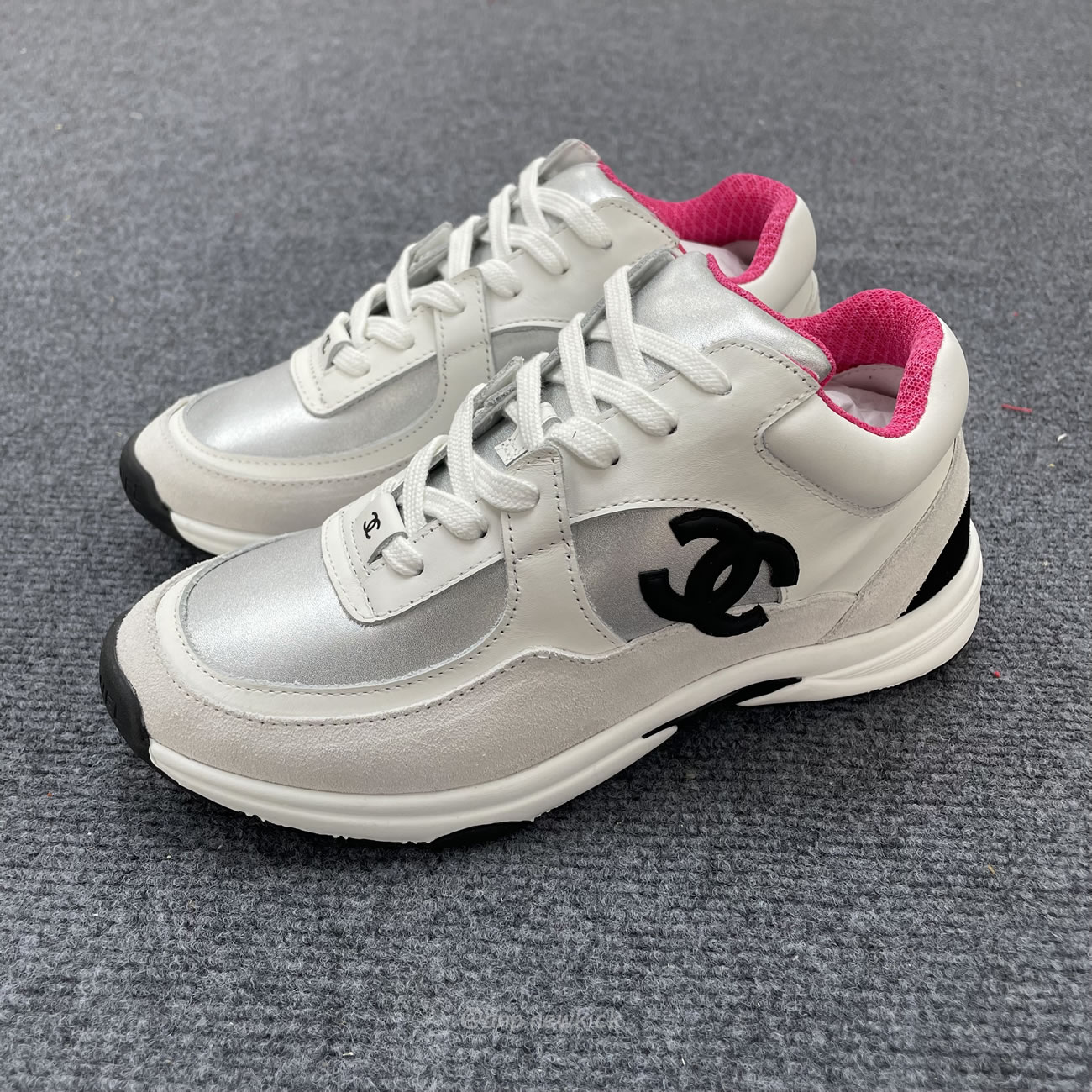Chanel White Pink Blue Sneakers (2) - www.newkick.org Chanel White Pink Blue Sneakers (2) - www.newkick.org