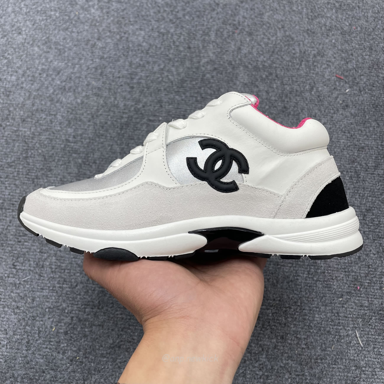 Chanel White Pink Blue Sneakers (4) - www.newkick.org Chanel White Pink Blue Sneakers (4) - www.newkick.org