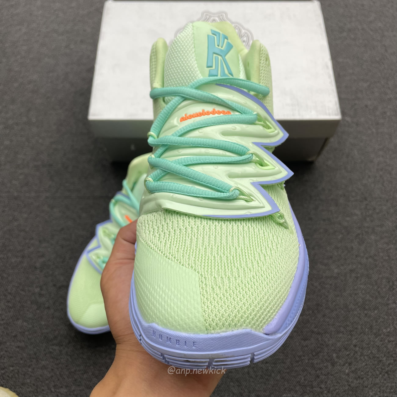 Nike Kyrie 5 Spongebob Squidward Patrick Cj6951 300 Cj6950 600 (15) - www.newkick.org Nike Kyrie 5 Spongebob Squidward Patrick Cj6951 300 Cj6950 600 (15) - www.newkick.org