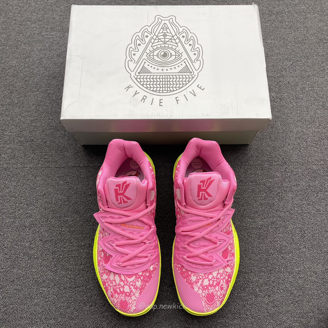 Nike Kyrie 5 Spongebob Squidward Patrick Cj6951 300 Cj6950 600 (18) - www.newkick.org Nike Kyrie 5 Spongebob Squidward Patrick Cj6951 300 Cj6950 600 (18) - www.newkick.org