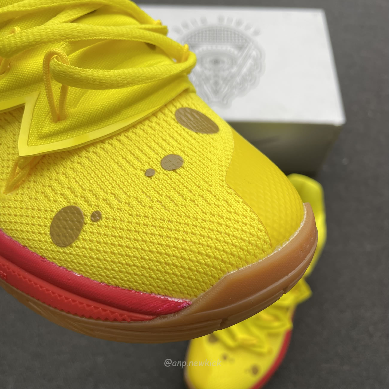 Nike Kyrie 5 Spongebob Squidward Patrick Cj6951 300 Cj6950 600 (33) - www.newkick.org Nike Kyrie 5 Spongebob Squidward Patrick Cj6951 300 Cj6950 600 (33) - www.newkick.org