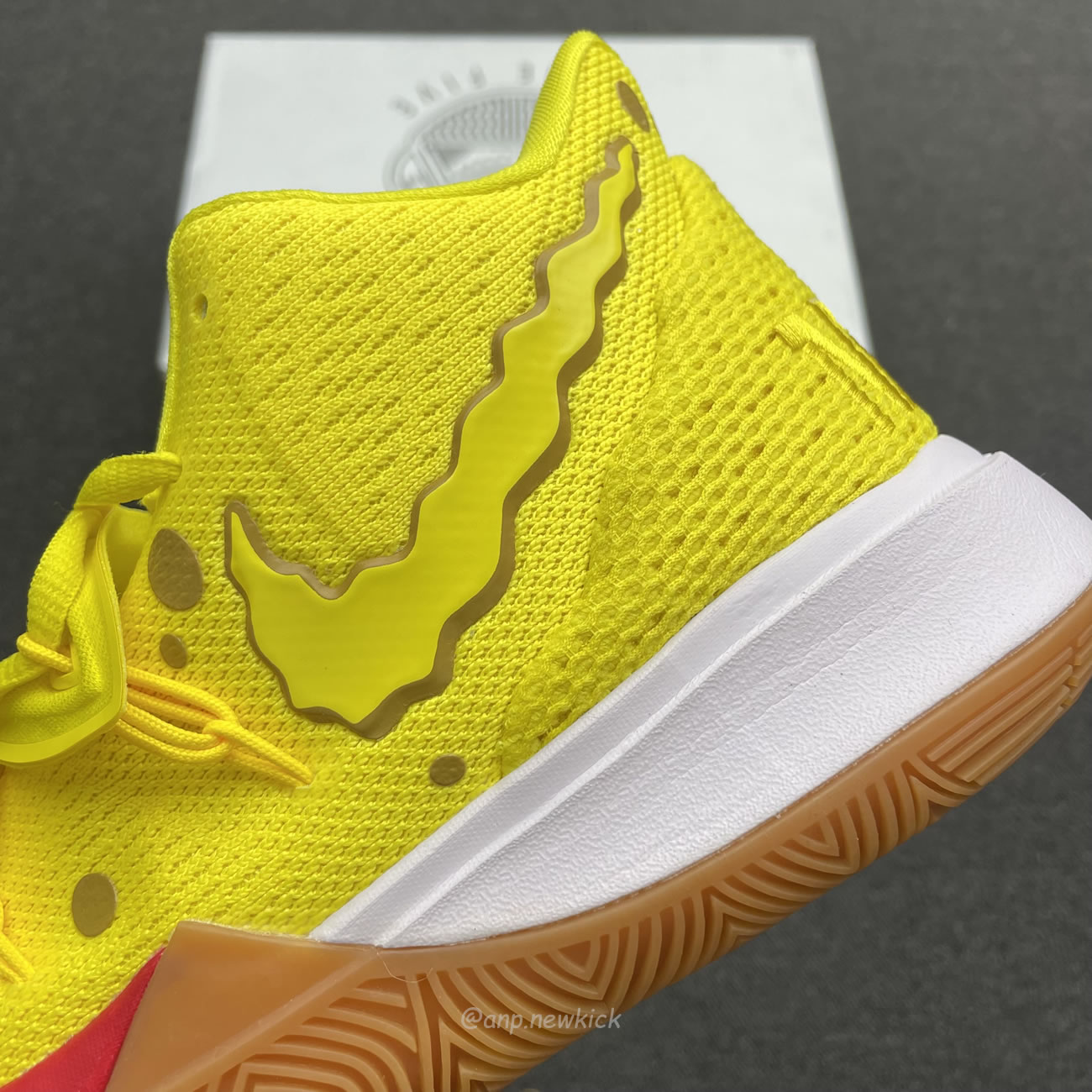 Nike Kyrie 5 Spongebob Squidward Patrick Cj6951 300 Cj6950 600 (37) - www.newkick.org Nike Kyrie 5 Spongebob Squidward Patrick Cj6951 300 Cj6950 600 (37) - www.newkick.org