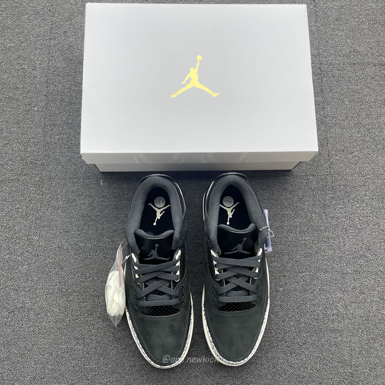 Air Jordan 3 Retro Off Noir Womens Ck9246 001 (9) - www.newkick.org Air Jordan 3 Retro Off Noir Womens Ck9246 001 (9) - www.newkick.org