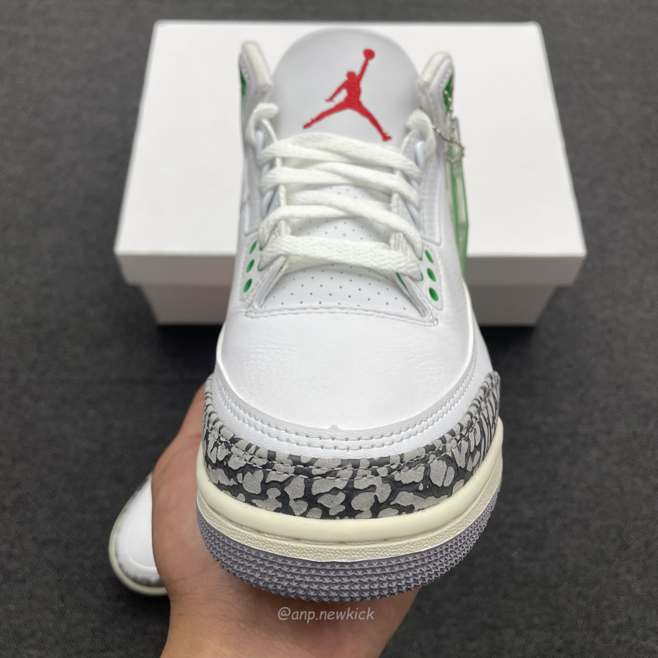 Air Jordan 3 Retro Lucky Green Womens Ck9246 136 (7) - www.newkick.org Air Jordan 3 Retro Lucky Green Womens Ck9246 136 (7) - www.newkick.org