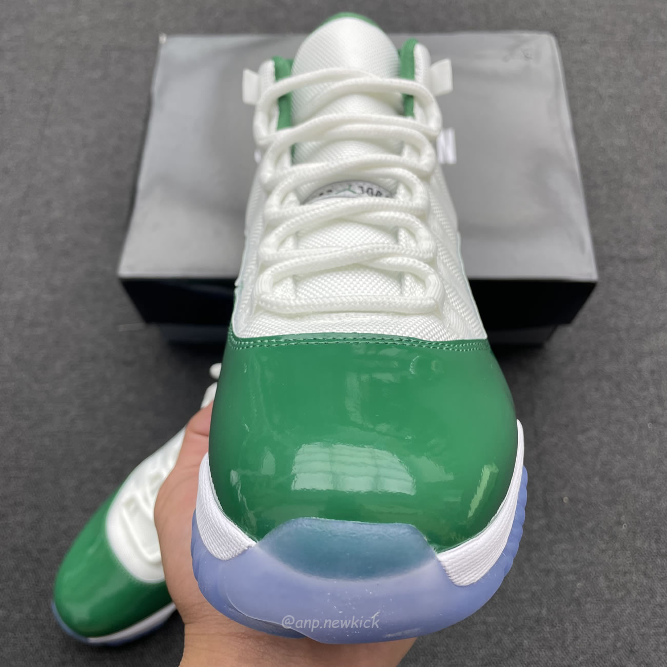 Air Jordan 11 Retro White Green Ct8012 113 (5) - www.newkick.org Air Jordan 11 Retro White Green Ct8012 113 (5) - www.newkick.org