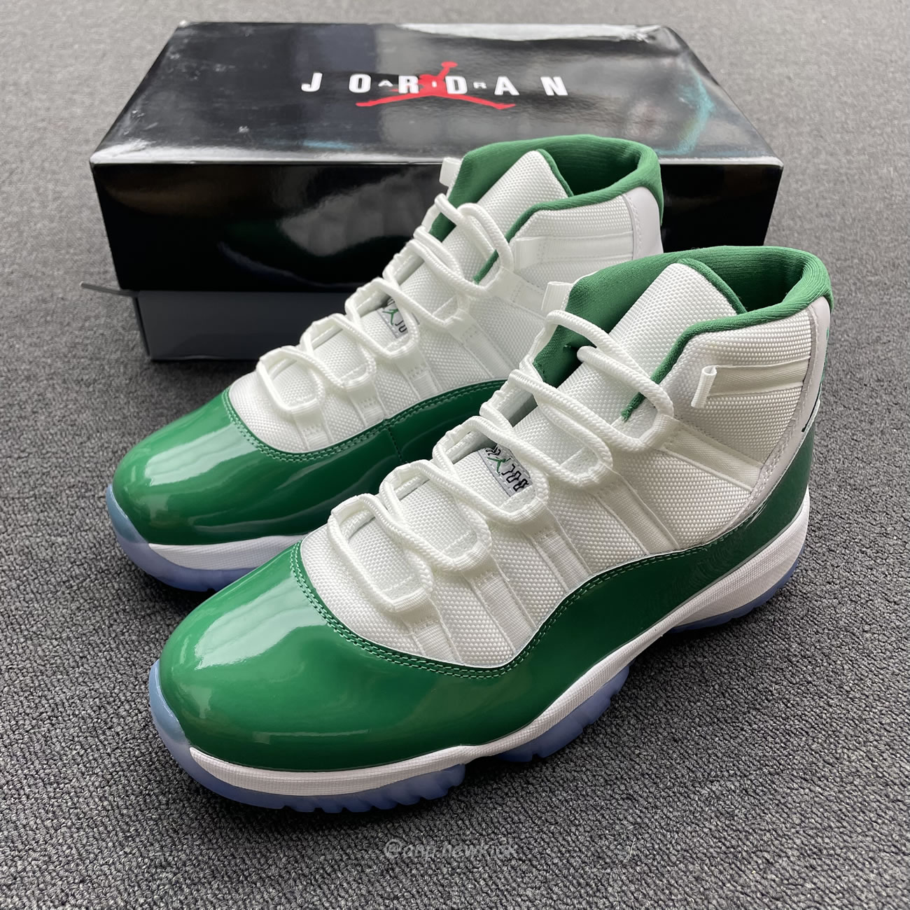 Air Jordan 11 Retro White Green Ct8012 113 (6) - www.newkick.org Air Jordan 11 Retro White Green Ct8012 113 (6) - www.newkick.org