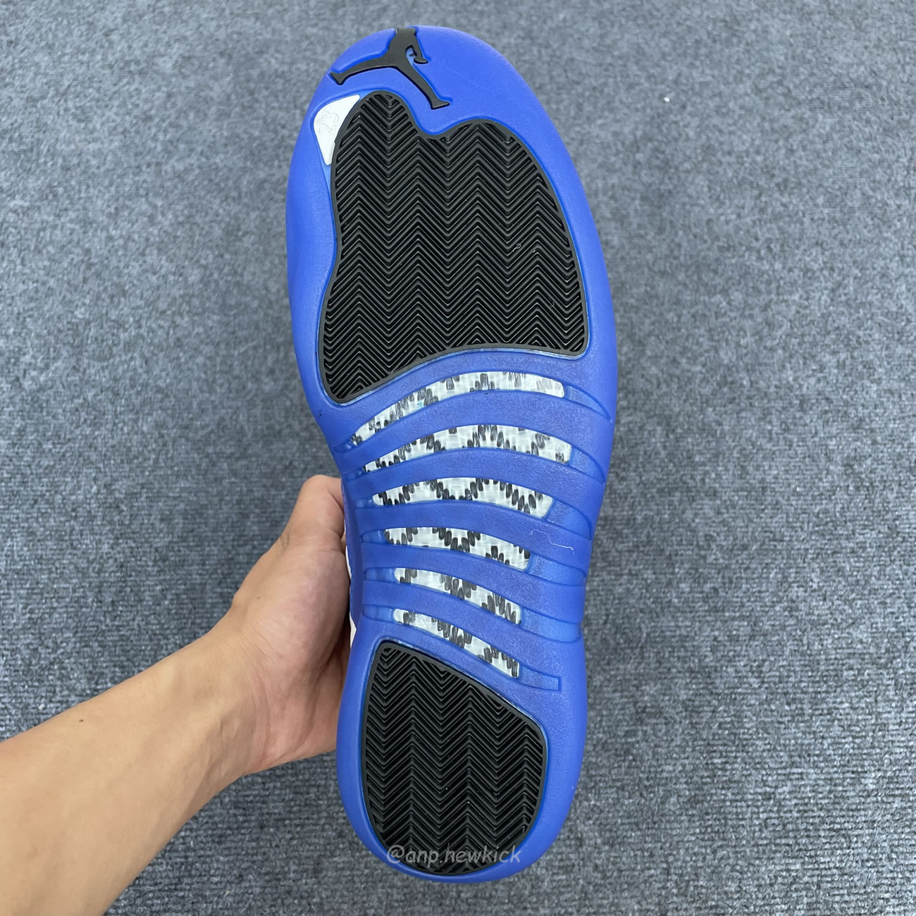 Air Jordan 12 Retro Blueberry Ct8013 140 (5) - www.newkick.vip Air Jordan 12 Retro Blueberry Ct8013 140 (5) - www.newkick.vip