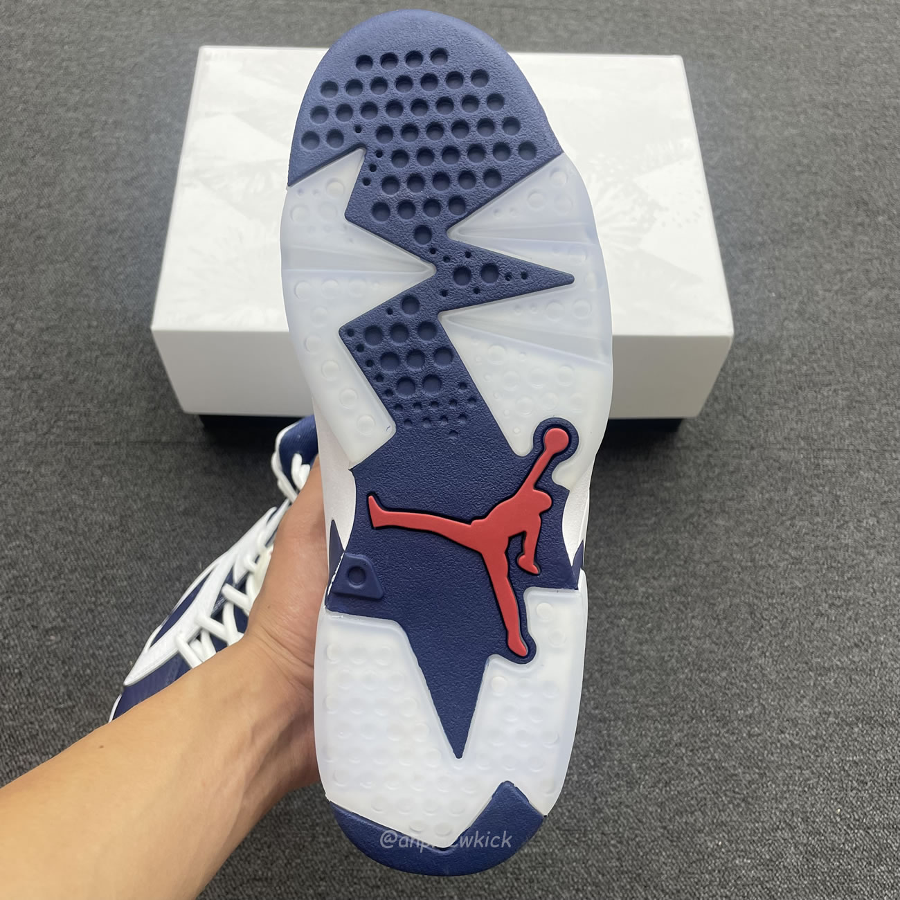 Air Jordan 6 Retro White Navy Red Ct8529 164 (5) - www.newkick.org Air Jordan 6 Retro White Navy Red Ct8529 164 (5) - www.newkick.org