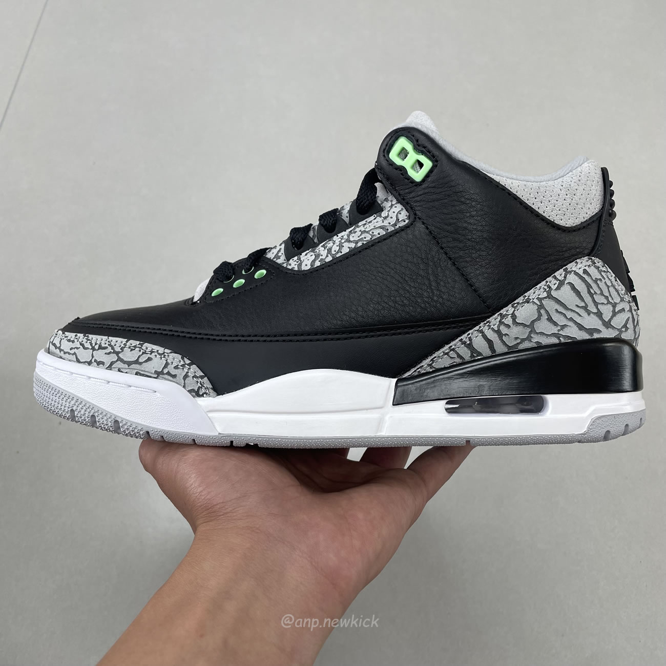 Air Jordan 3 Retro Green Glow Ct8532 031 (11) - www.newkick.org Air Jordan 3 Retro Green Glow Ct8532 031 (11) - www.newkick.org