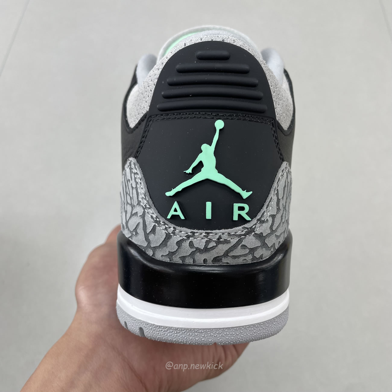 Air Jordan 3 Retro Green Glow Ct8532 031 (5) - www.newkick.org Air Jordan 3 Retro Green Glow Ct8532 031 (5) - www.newkick.org