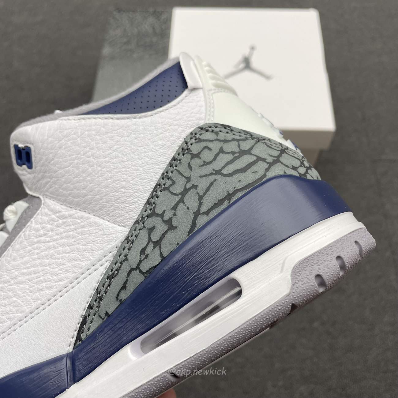 Air Jordan 3 Retro Midnight Navy Ct8532 140 (3) - www.newkick.org Air Jordan 3 Retro Midnight Navy Ct8532 140 (3) - www.newkick.org