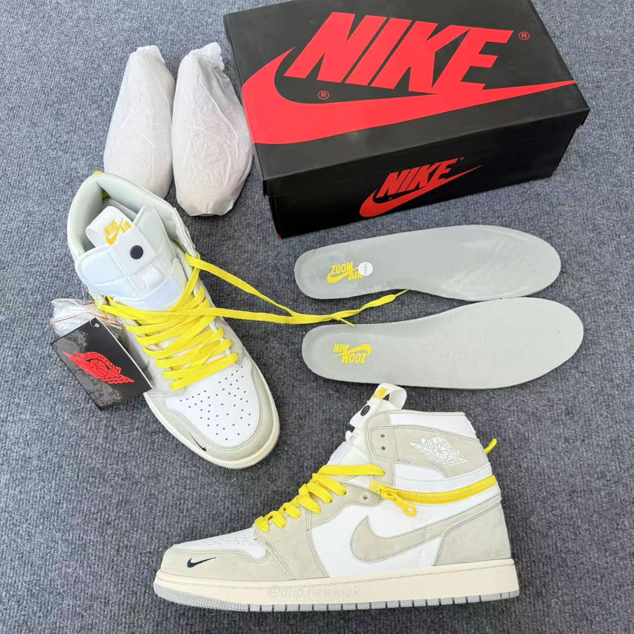 Air Jordan 1 High Switch Light Smoke Cw6576 100 (2) - www.newkick.org Air Jordan 1 High Switch Light Smoke Cw6576 100 (2) - www.newkick.org