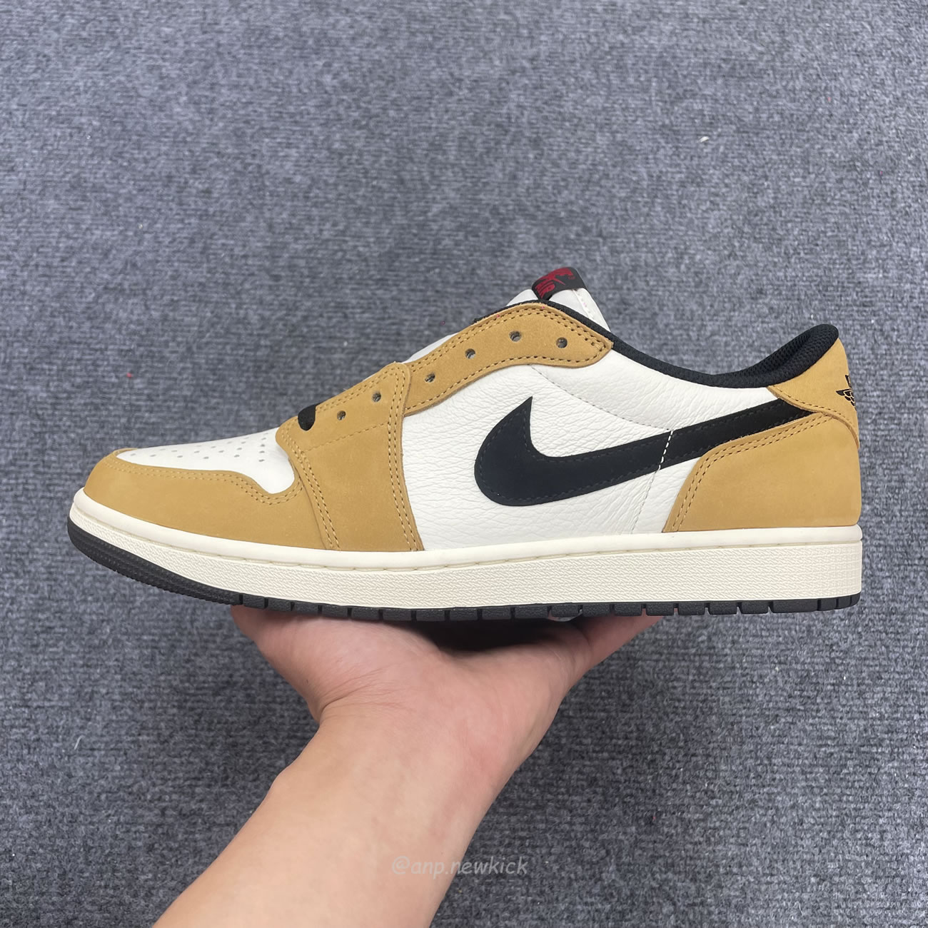Air Jordan 1 Low Og Rookie Of The Year Cz0790 107 (5) - www.newkick.org Air Jordan 1 Low Og Rookie Of The Year Cz0790 107 (5) - www.newkick.org