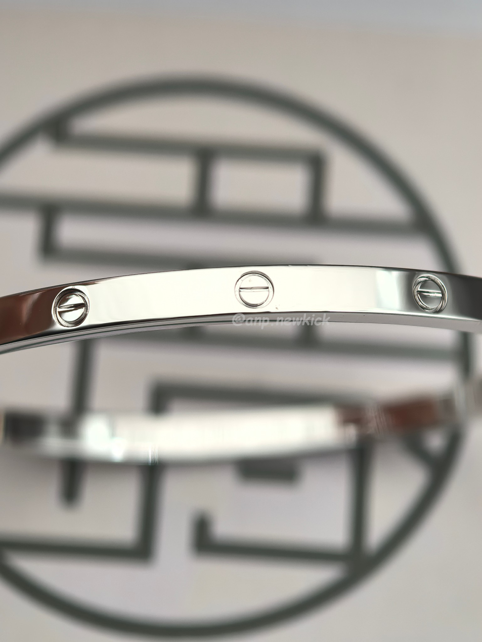 Cartier Love Bracelet Gold Silver (2) - www.newkick.org Cartier Love Bracelet Gold Silver (2) - www.newkick.org