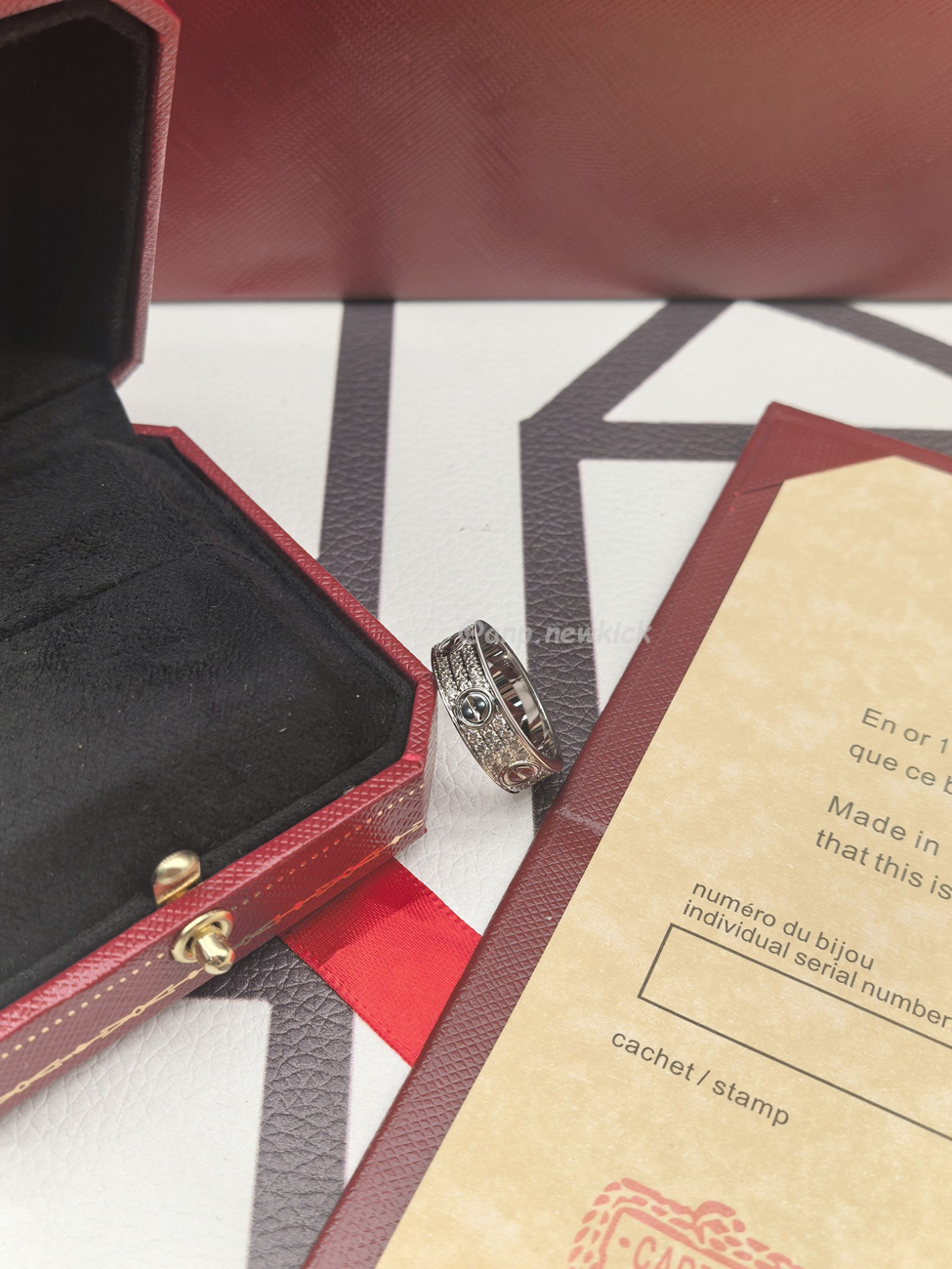 Cartier Loves Ring (2) - www.newkick.org