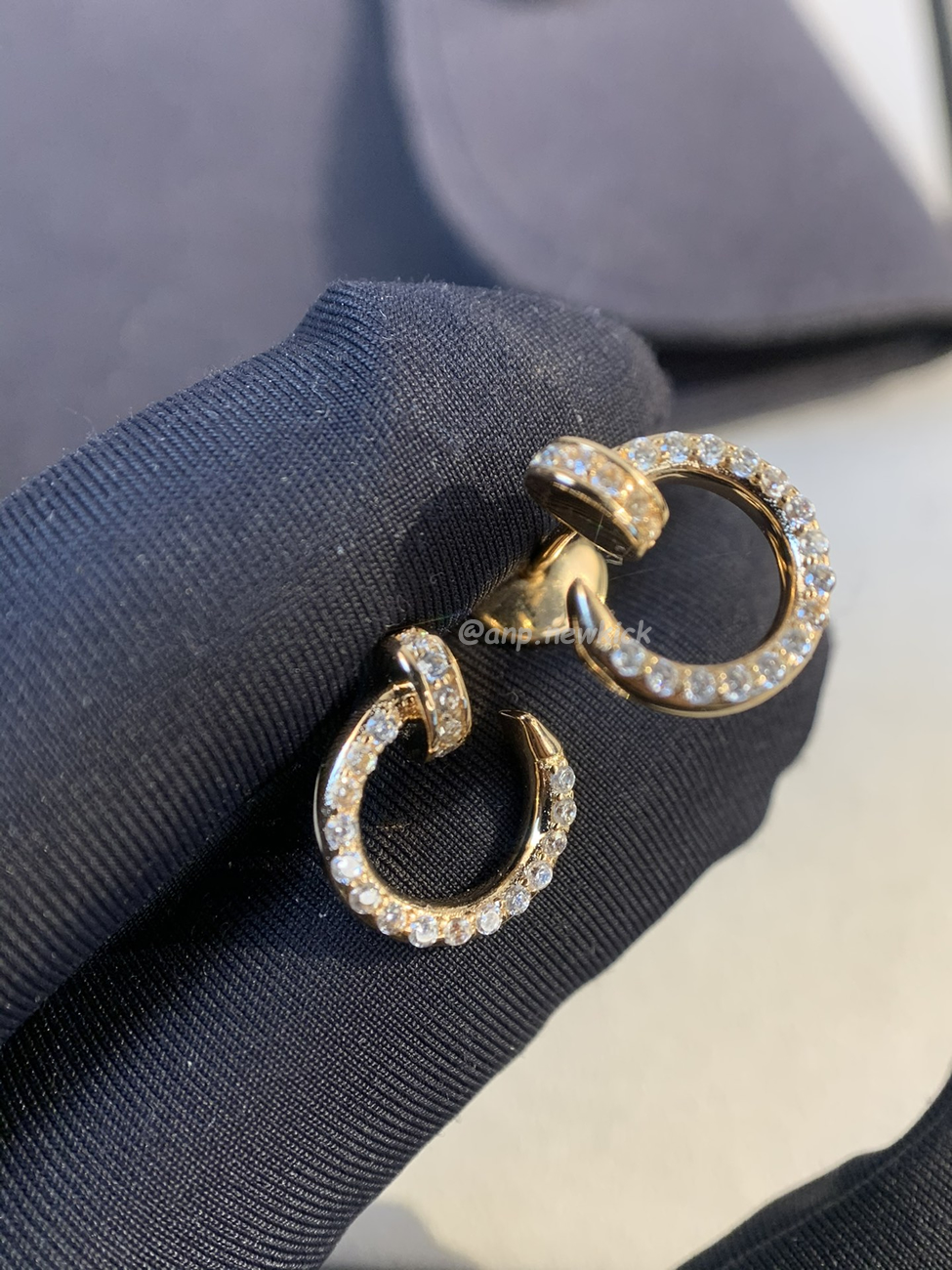 Cartier Nail With Diamond Tips Earrings (15) - www.newkick.org Cartier Nail With Diamond Tips Earrings (15) - www.newkick.org