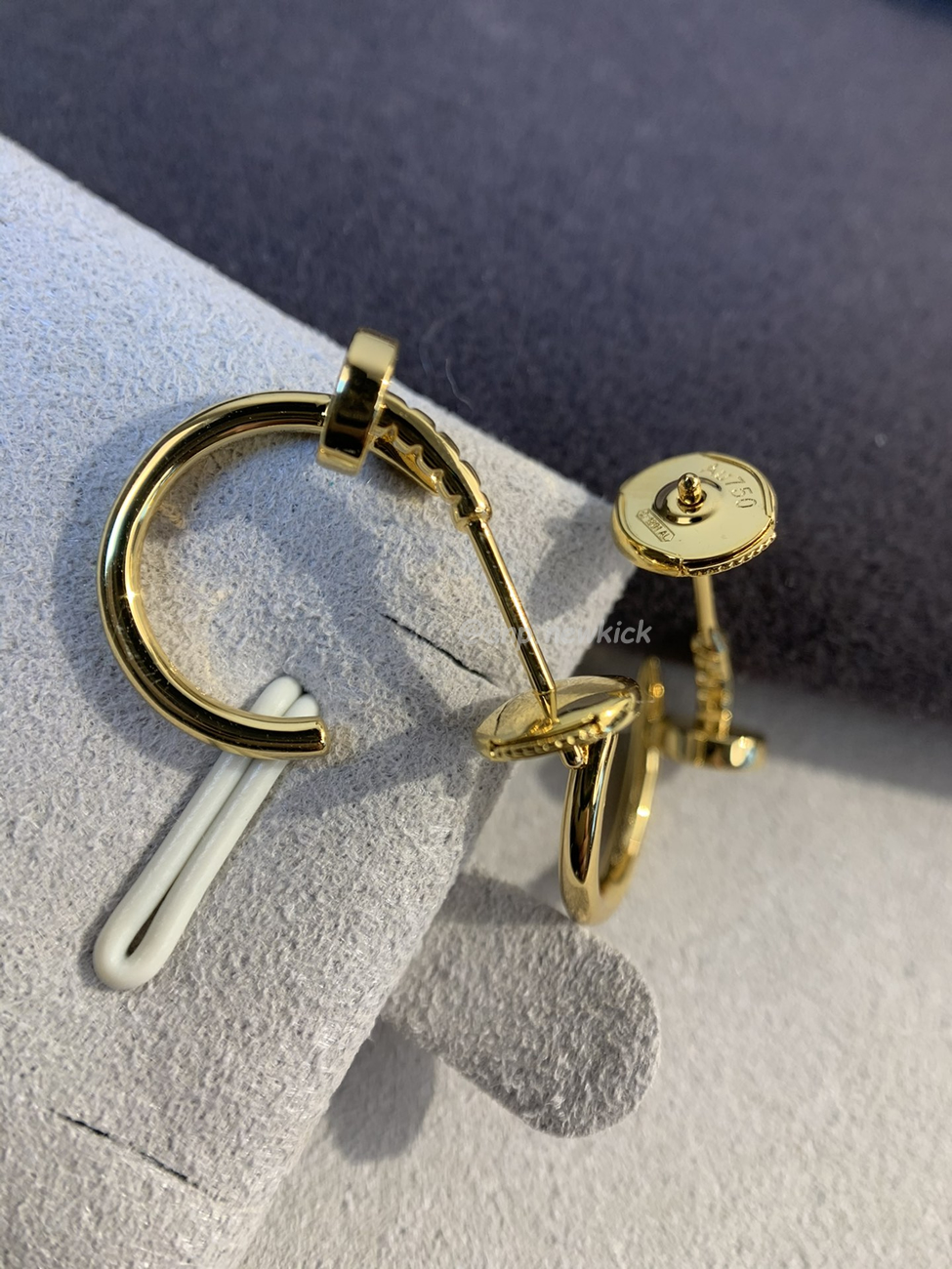 Cartier Nail With Diamond Tips Earrings (9) - www.newkick.org Cartier Nail With Diamond Tips Earrings (9) - www.newkick.org