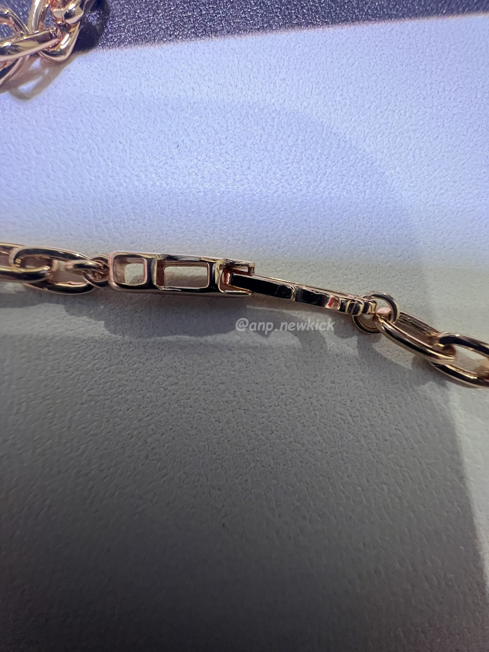 Cartier Necklace (4) - www.newkick.org Cartier Necklace (4) - www.newkick.org