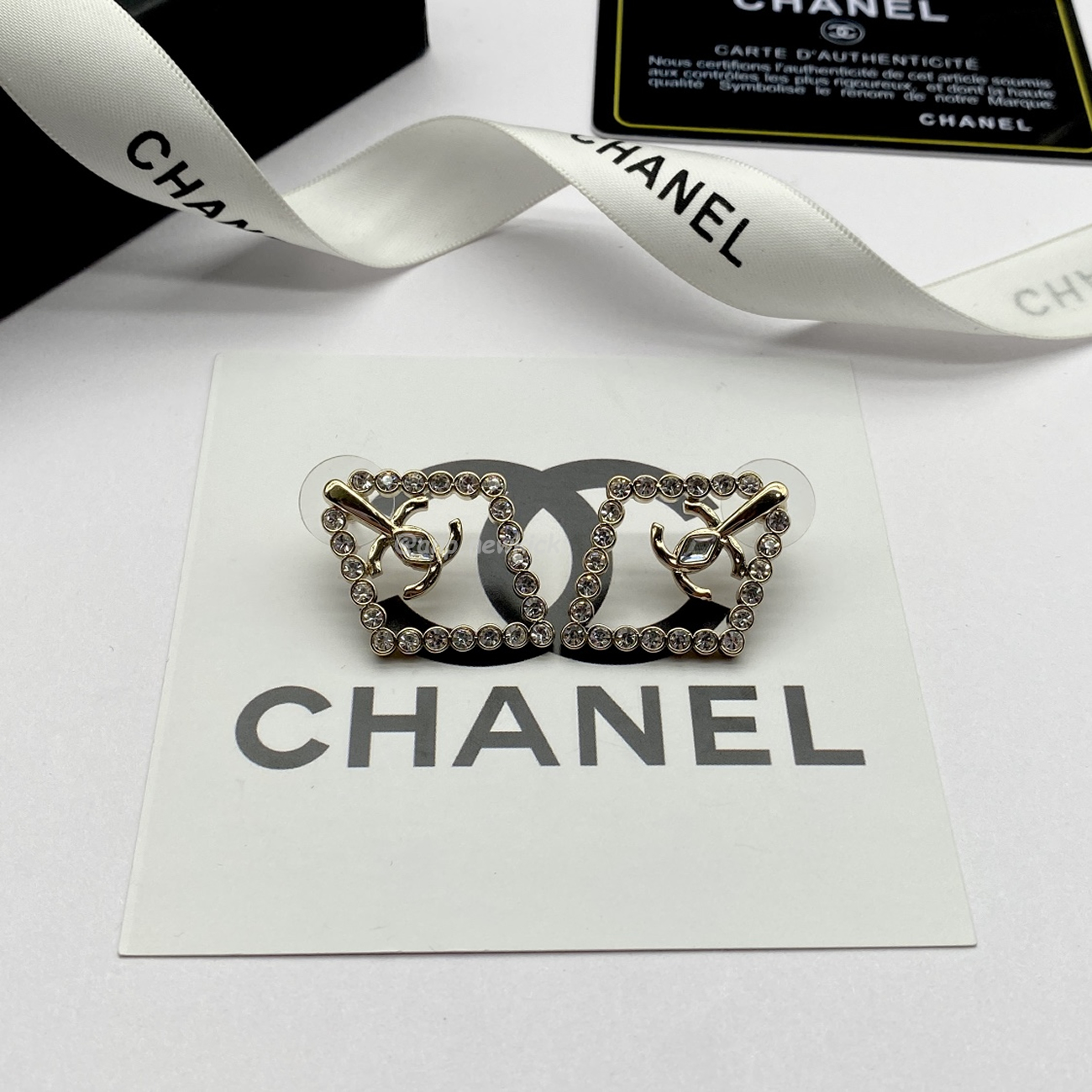 Chanel Cc Gold Earrings (2) - www.newkick.vip Chanel Cc Gold Earrings (2) - www.newkick.vip