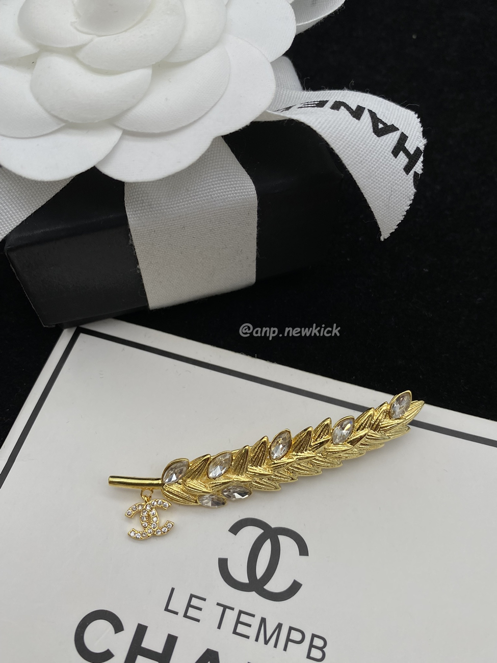 Chanel Glass Pearl Cc Gold Brooch (13) - www.newkick.org Chanel Glass Pearl Cc Gold Brooch (13) - www.newkick.org