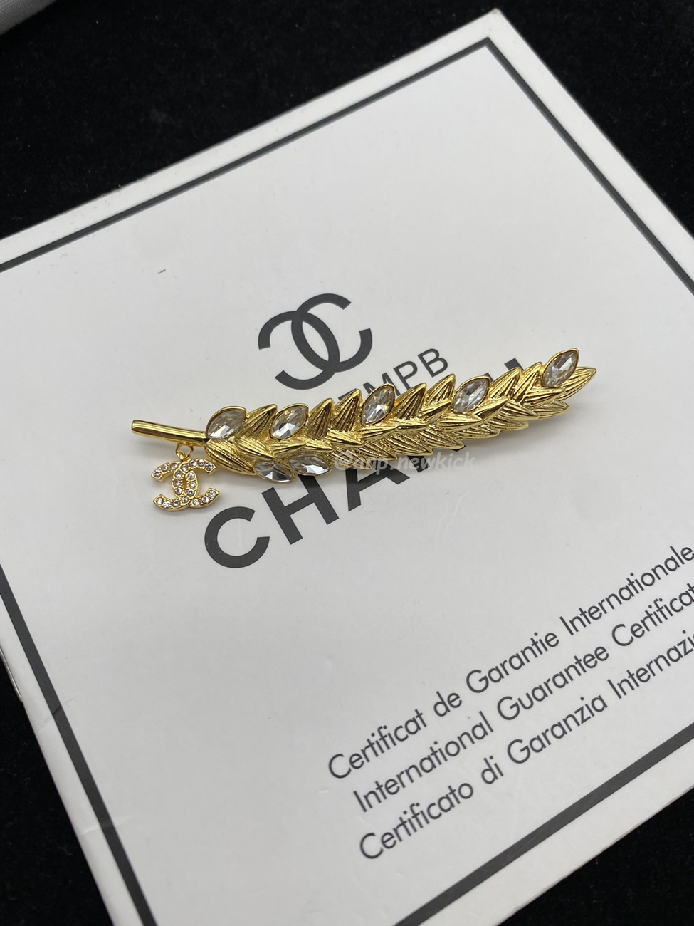 Chanel Glass Pearl Cc Gold Brooch (15) - www.newkick.org Chanel Glass Pearl Cc Gold Brooch (15) - www.newkick.org