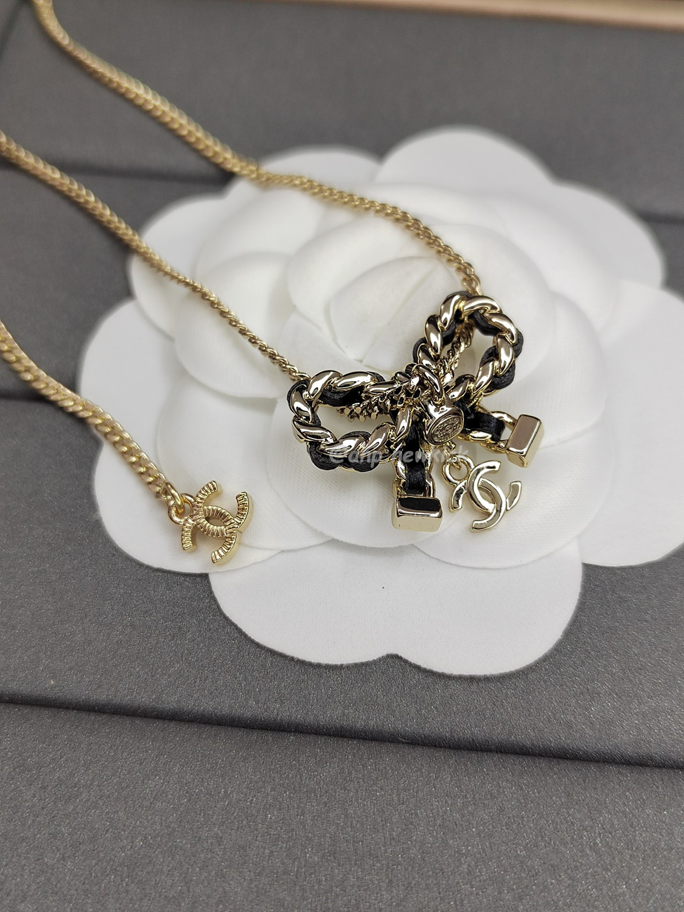 Chanel Cc Logo Star Heart Necklace (19) - www.newkick.org Chanel Cc Logo Star Heart Necklace (19) - www.newkick.org
