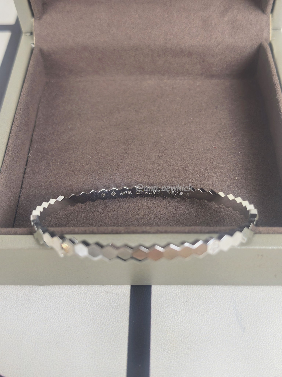 Chaumet Bracelet (4) - www.newkick.org Chaumet Bracelet (4) - www.newkick.org