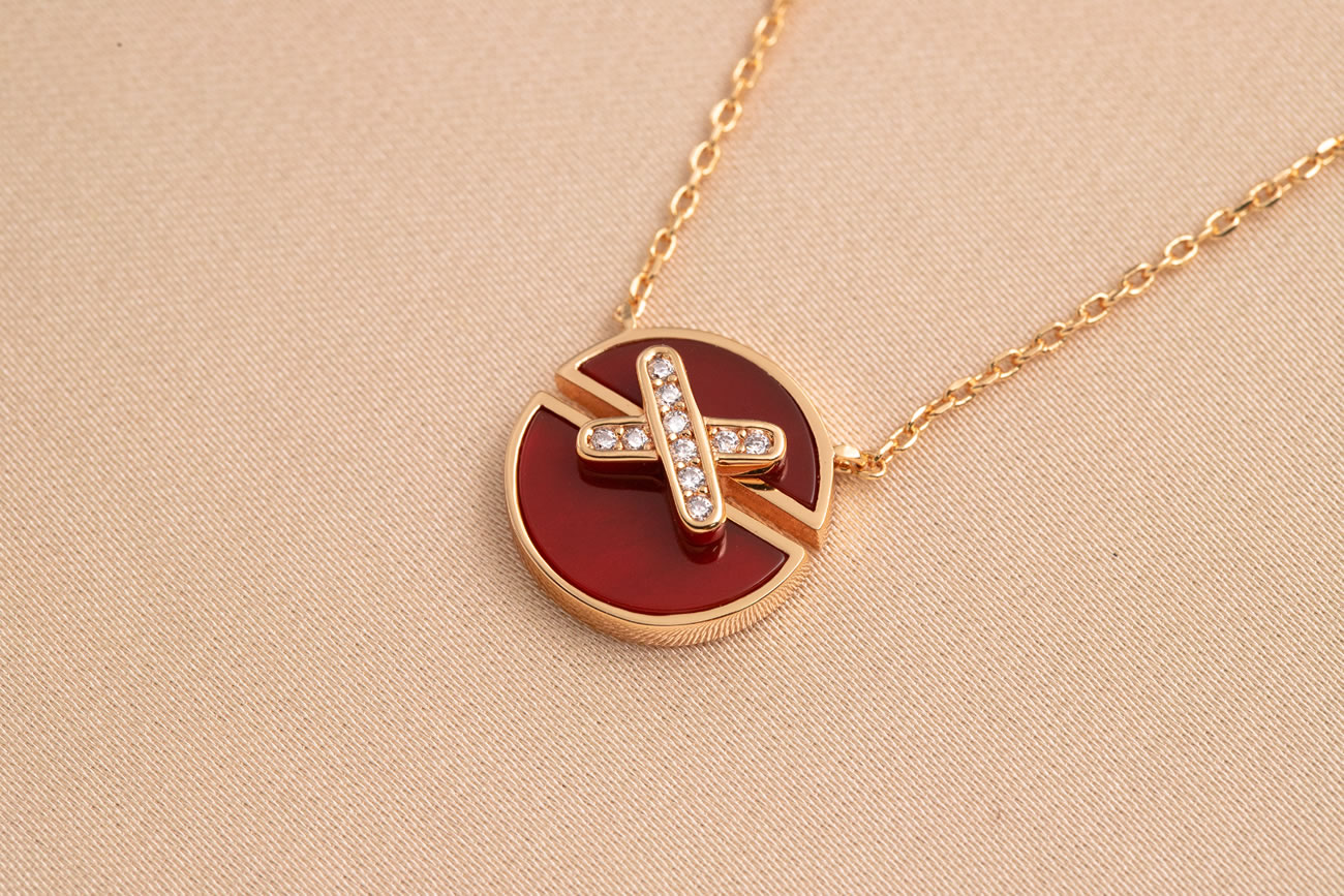 Chaumet Pendant (3) - www.newkick.org Chaumet Pendant (3) - www.newkick.org