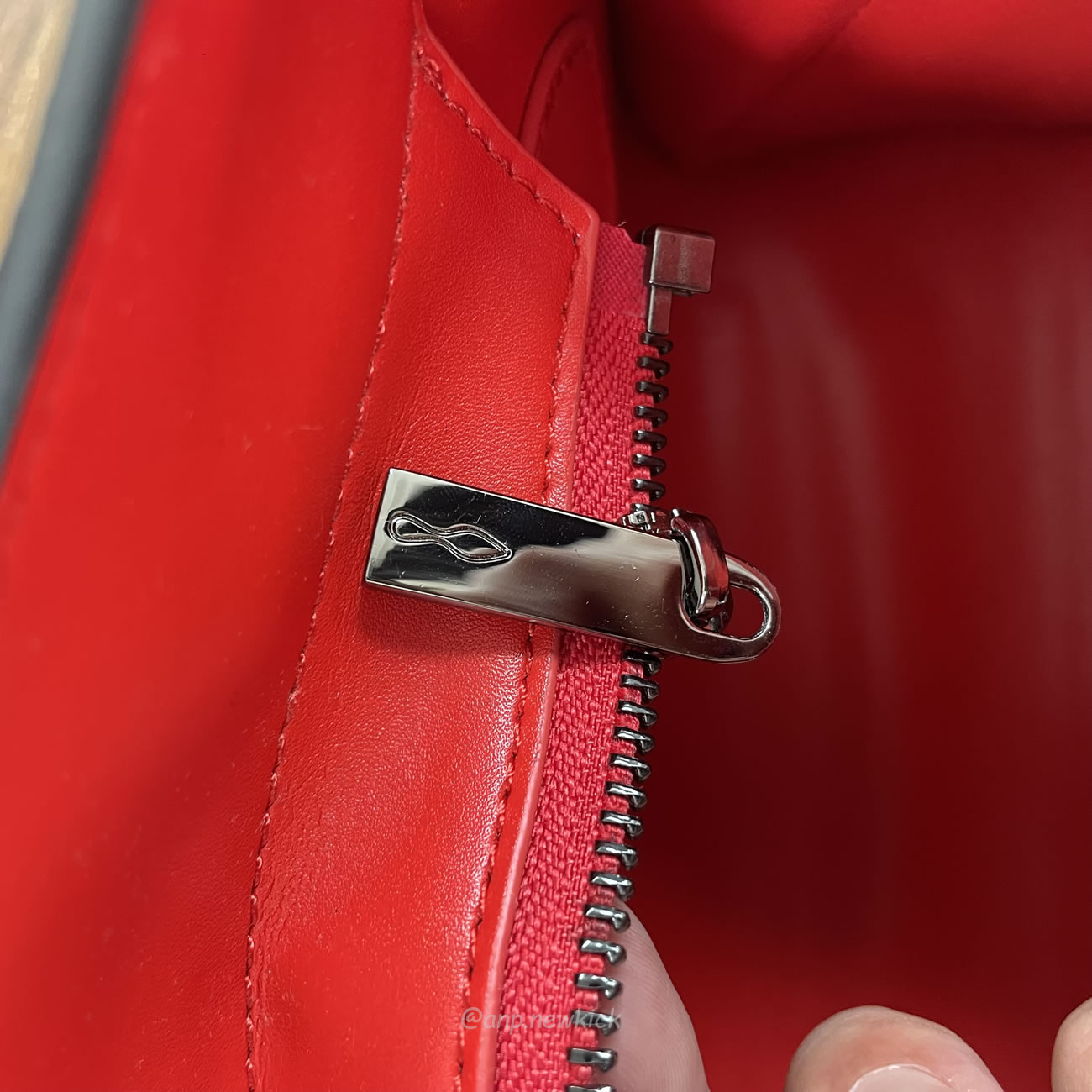 Christian Louboutin Black Red Leather Mini Studded Paloma Tote (3) - www.newkick.org Christian Louboutin Black Red Leather Mini Studded Paloma Tote (3) - www.newkick.org