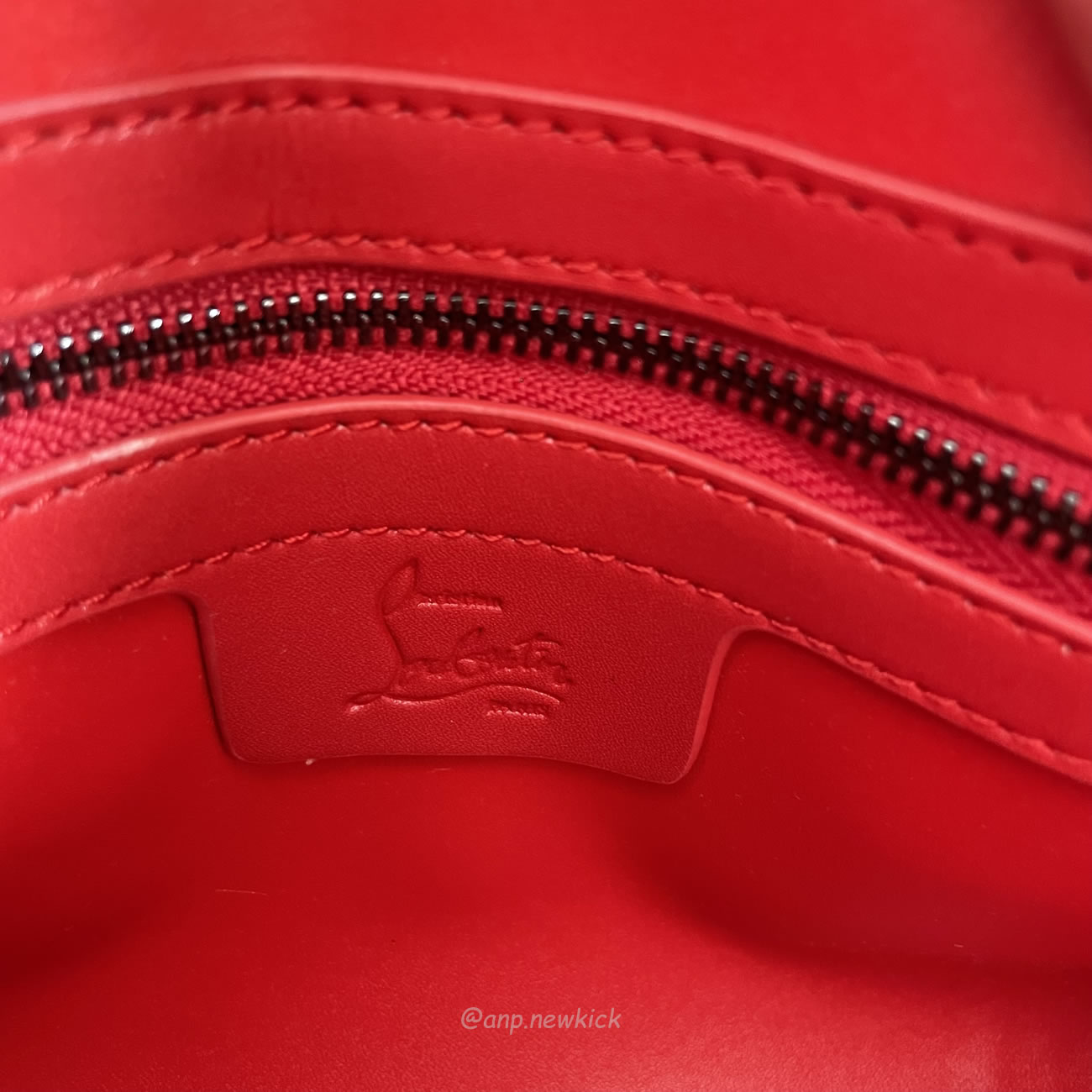 Christian Louboutin Black Red Leather Mini Studded Paloma Tote (7) - www.newkick.org Christian Louboutin Black Red Leather Mini Studded Paloma Tote (7) - www.newkick.org