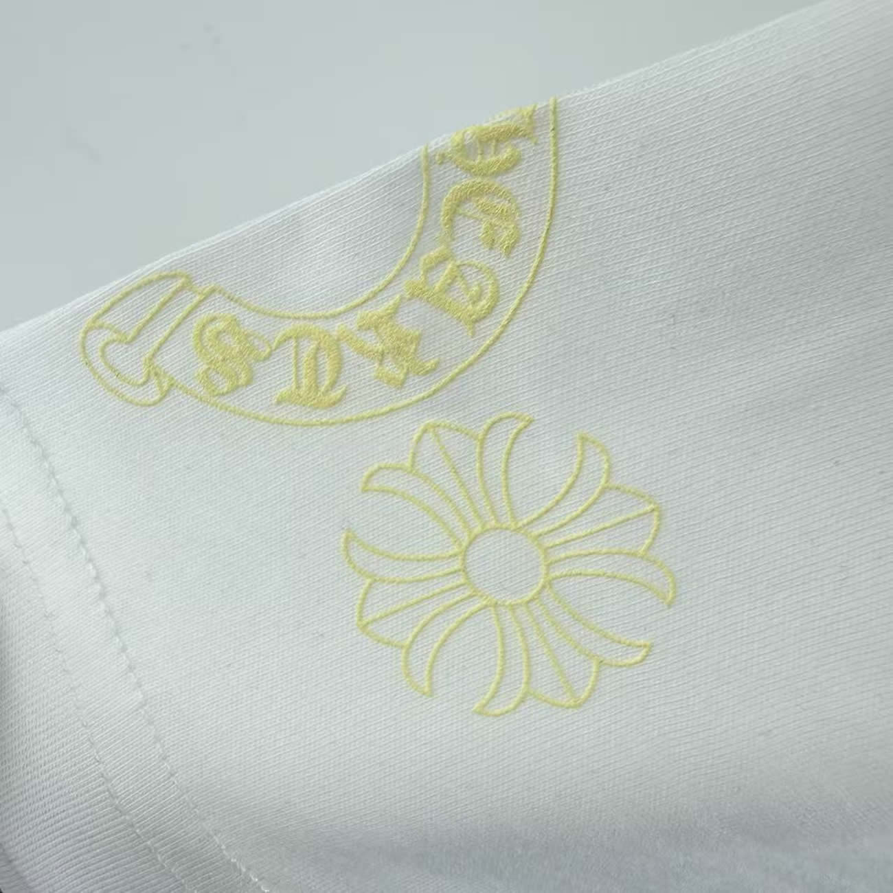 Chrome Hearts 24ss New Short Sleeved T Shirt (5) - www.newkick.org Chrome Hearts 24ss New Short Sleeved T Shirt (5) - www.newkick.org
