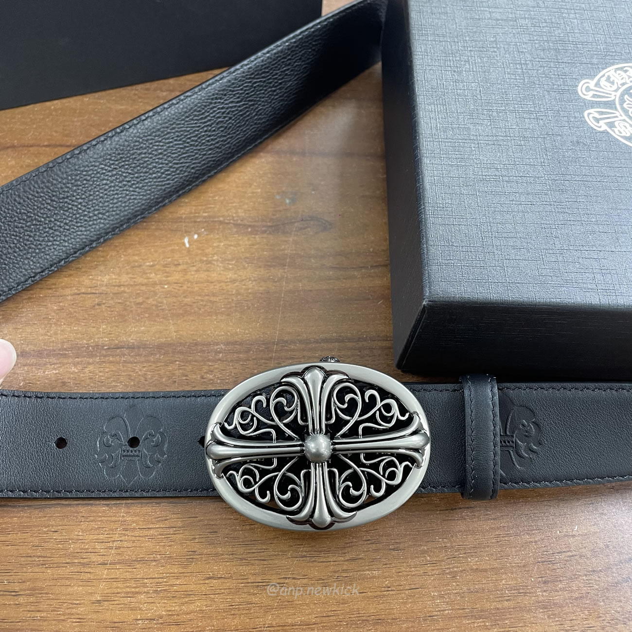 Chrome Hearts Classic Oval Cross Leather Belt Black (6) - www.newkick.org Chrome Hearts Classic Oval Cross Leather Belt Black (6) - www.newkick.org