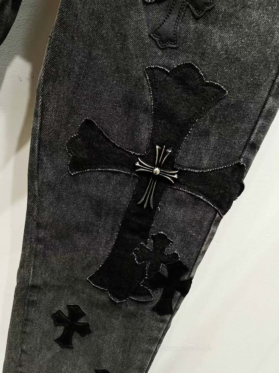 Chrome Hearts Black Grey Silver Cross Patch Jeans (6) - www.newkick.org Chrome Hearts Black Grey Silver Cross Patch Jeans (6) - www.newkick.org