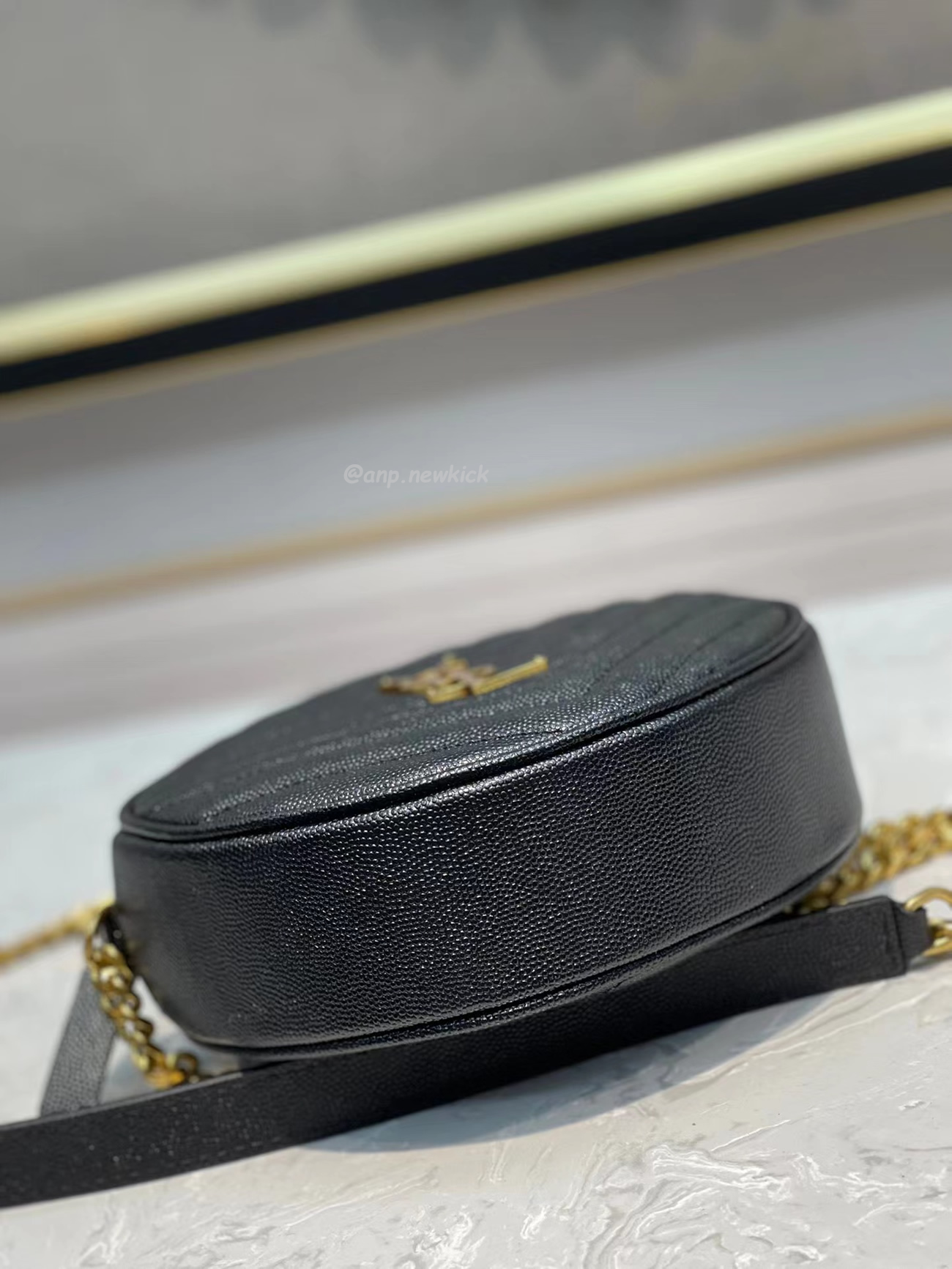 Saint Laurent Circular Quilted Crossbody Bag (7) - www.newkick.org Saint Laurent Circular Quilted Crossbody Bag (7) - www.newkick.org
