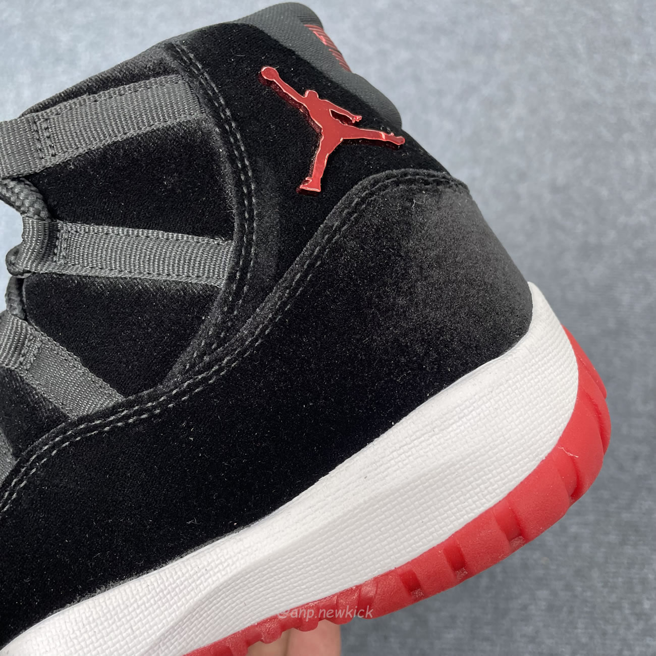 Air Jordan 11 Bred Velvet Arrives Db5457 061 (7) - www.newkick.org Air Jordan 11 Bred Velvet Arrives Db5457 061 (7) - www.newkick.org