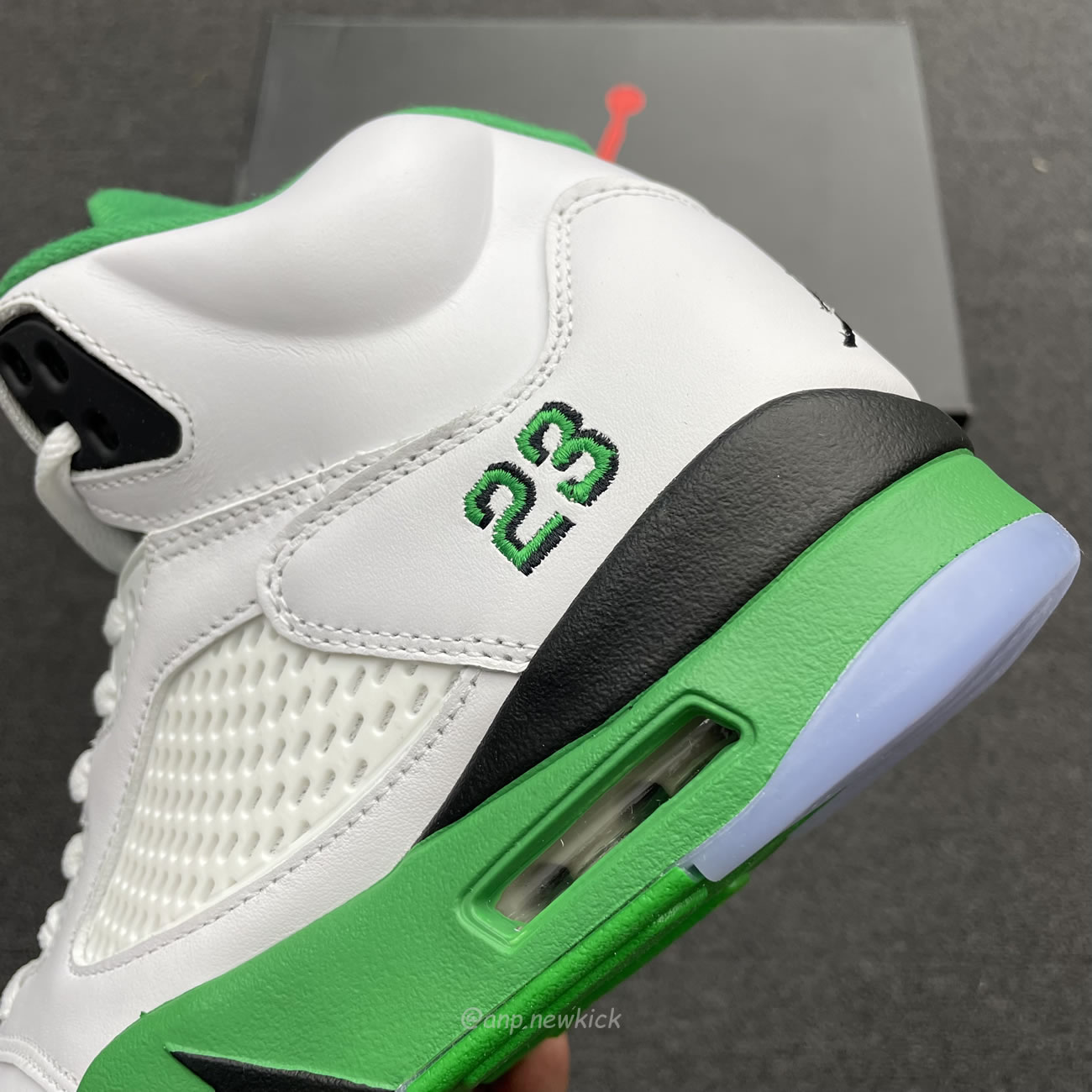 Air Jordan 5 Retro Lucky Green Womens Dd9336 103 (5) - www.newkick.vip Air Jordan 5 Retro Lucky Green Womens Dd9336 103 (5) - www.newkick.vip