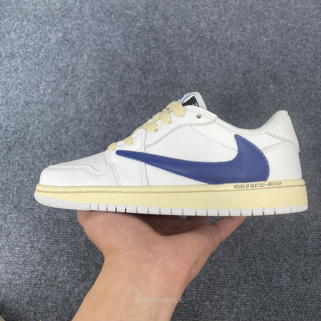 Travis Scott X Fragment Design X Air Jordan 1 Low White Blue Dh68369 186 (7) - www.newkick.org Travis Scott X Fragment Design X Air Jordan 1 Low White Blue Dh68369 186 (7) - www.newkick.org