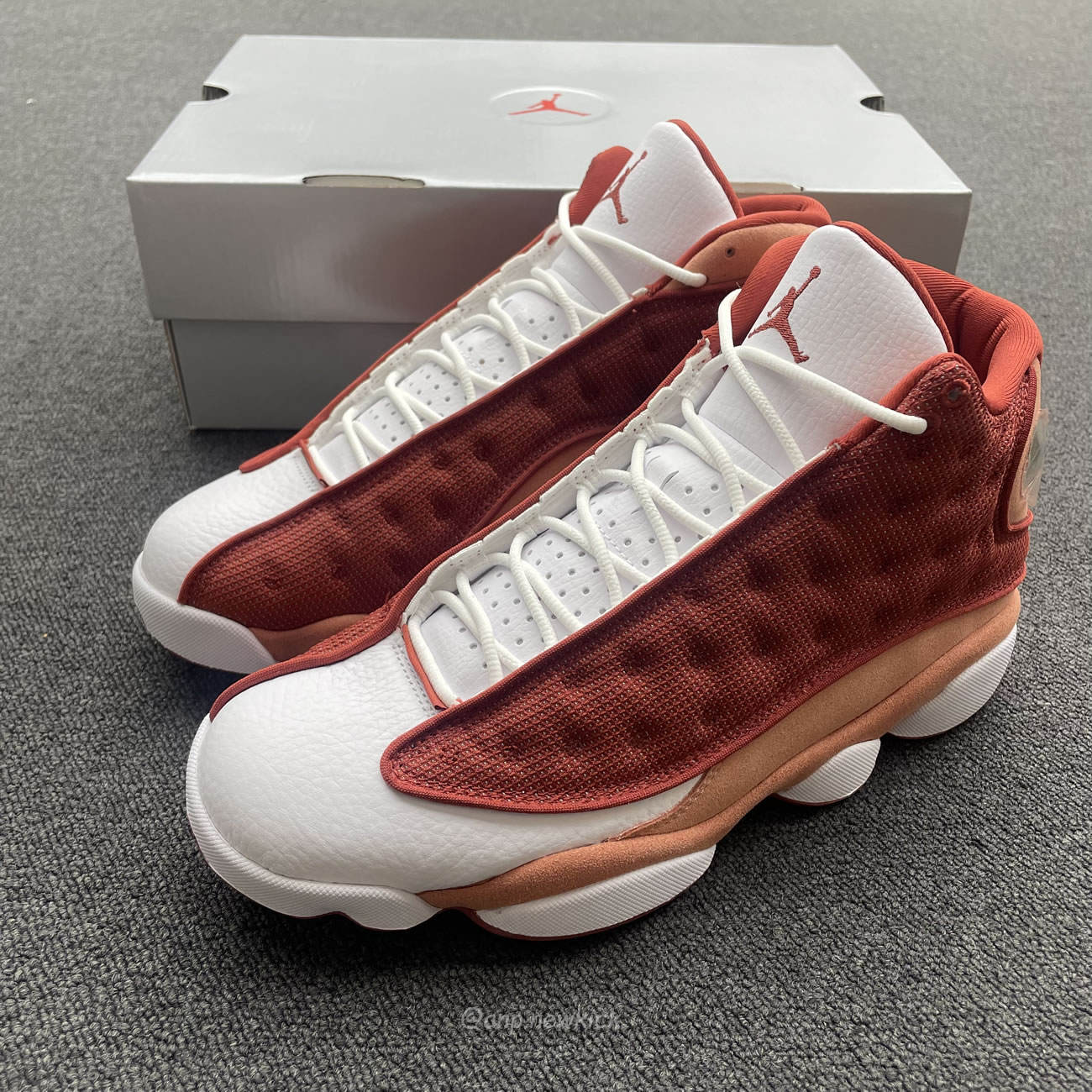 Air Jordan 13 Retro Dune Red Terra Blush Dj5982 601 (9) - www.newkick.vip Air Jordan 13 Retro Dune Red Terra Blush Dj5982 601 (9) - www.newkick.vip