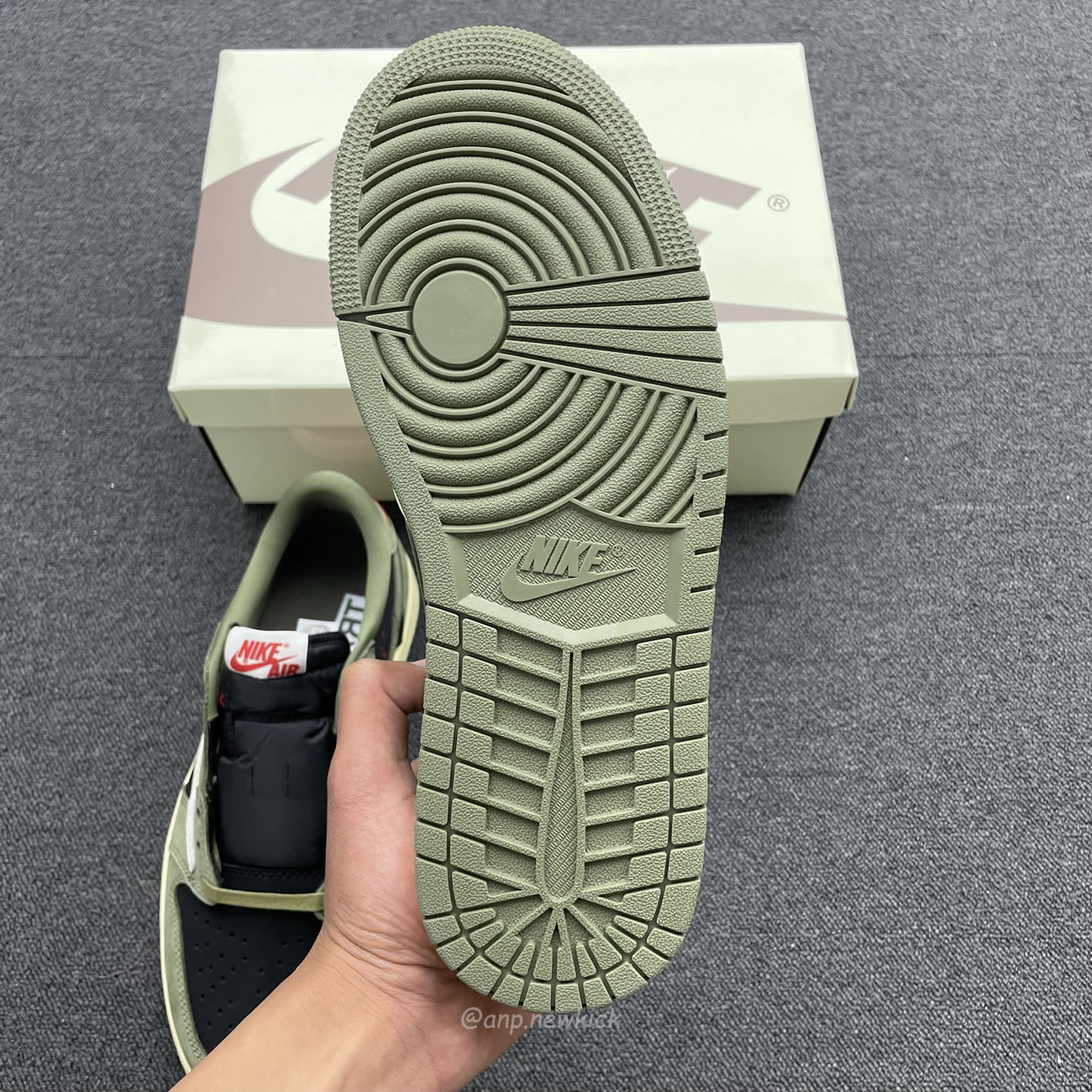 Travis Scott X Nike Air Jordan 1 Retro Low Og Sp Black Olive Dm7866 002 (3) - www.newkick.org Travis Scott X Nike Air Jordan 1 Retro Low Og Sp Black Olive Dm7866 002 (3) - www.newkick.org