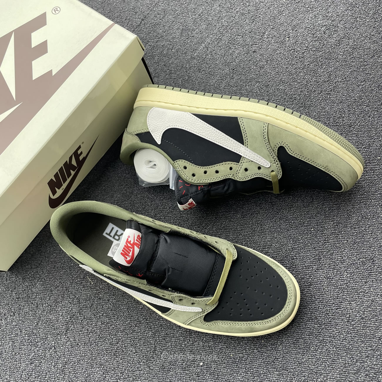 Travis Scott X Nike Air Jordan 1 Retro Low Og Sp Black Olive Dm7866 002 (9) - www.newkick.org Travis Scott X Nike Air Jordan 1 Retro Low Og Sp Black Olive Dm7866 002 (9) - www.newkick.org