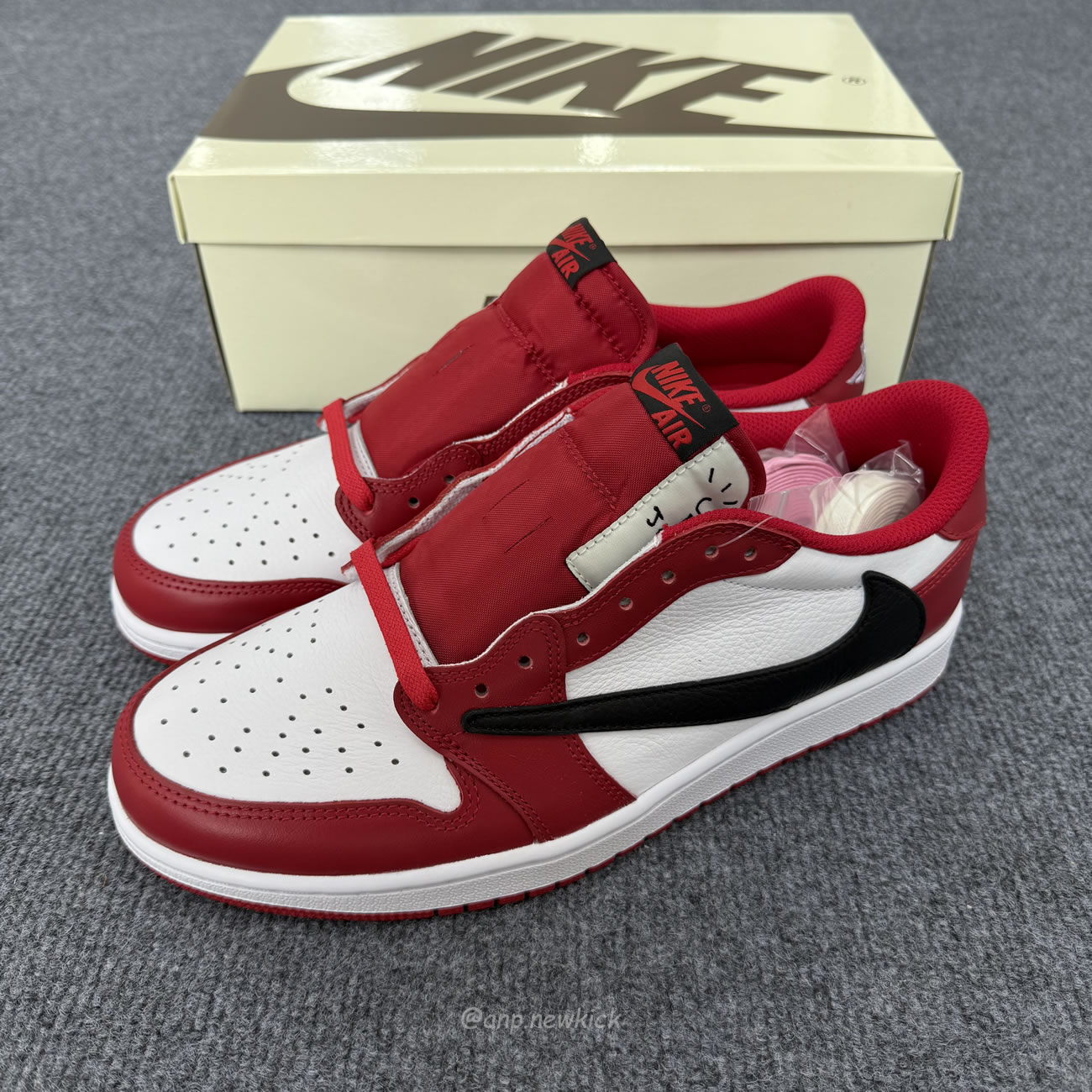 Air Jordan 1 Retro Low Og Sp Travis Scott Red Dm7866 101 (9) - www.newkick.org Air Jordan 1 Retro Low Og Sp Travis Scott Red Dm7866 101 (9) - www.newkick.org