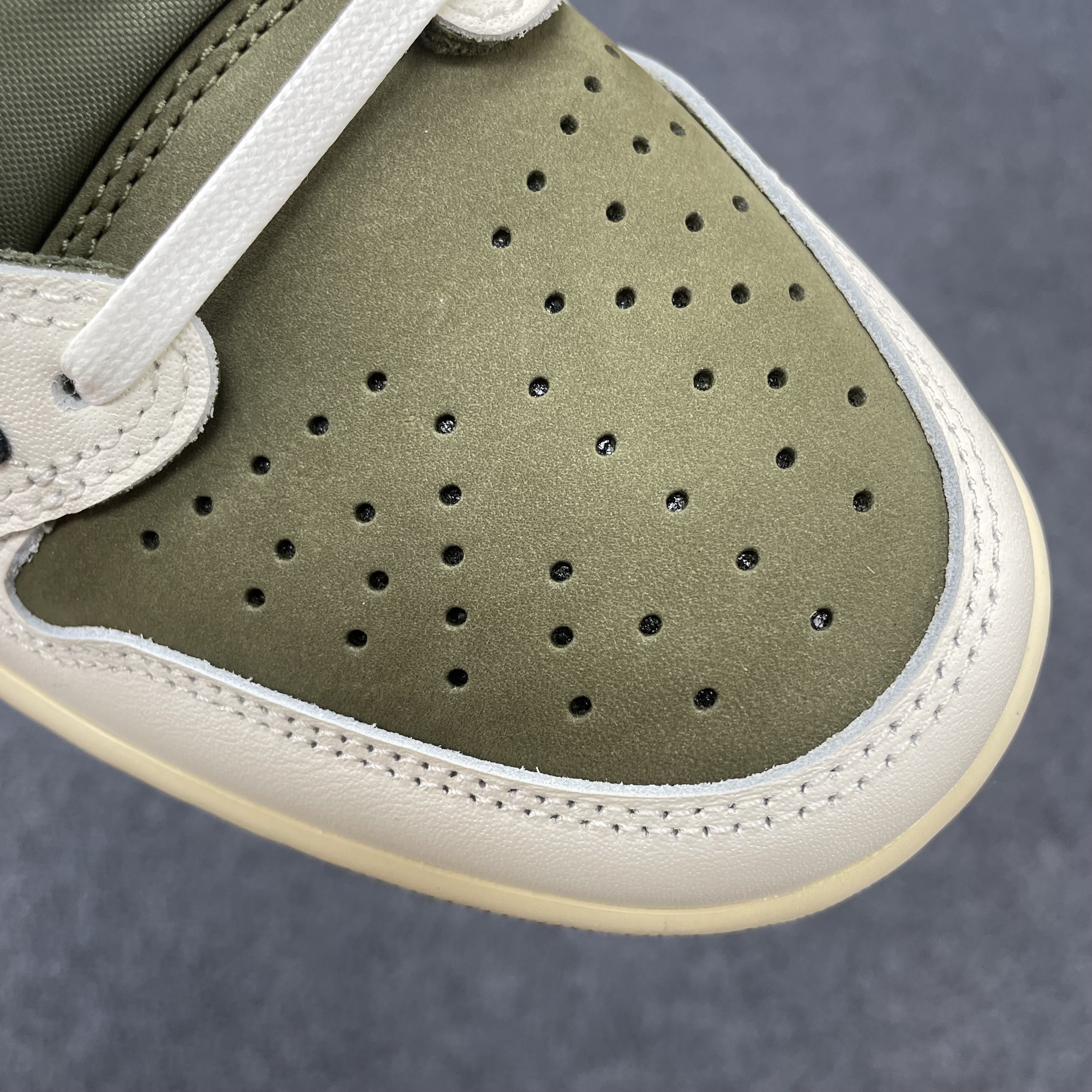 Travis Scott X Air Jordan 1 Low Og Sp Medium Olive Dm7866 200 (34) - www.newkick.org Travis Scott X Air Jordan 1 Low Og Sp Medium Olive Dm7866 200 (34) - www.newkick.org