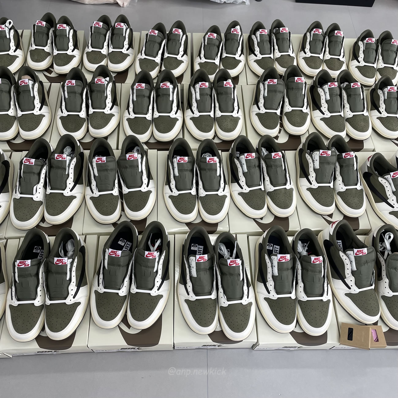 Travis Scott X Air Jordan 1 Low Og Sp Medium Olive Dm7866 200 (7) - www.newkick.org Travis Scott X Air Jordan 1 Low Og Sp Medium Olive Dm7866 200 (7) - www.newkick.org