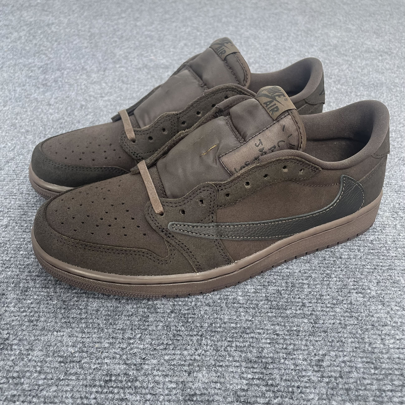 Travis Scott X Air Jordan 1 Low Og Velvet Brown Dm7866 202 (11) - www.newkick.org Travis Scott X Air Jordan 1 Low Og Velvet Brown Dm7866 202 (11) - www.newkick.org
