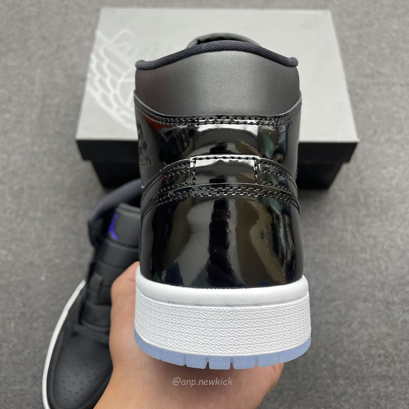 Air Jordan 1 Mid Se Space Jam Dv1308 004 (4) - www.newkick.org