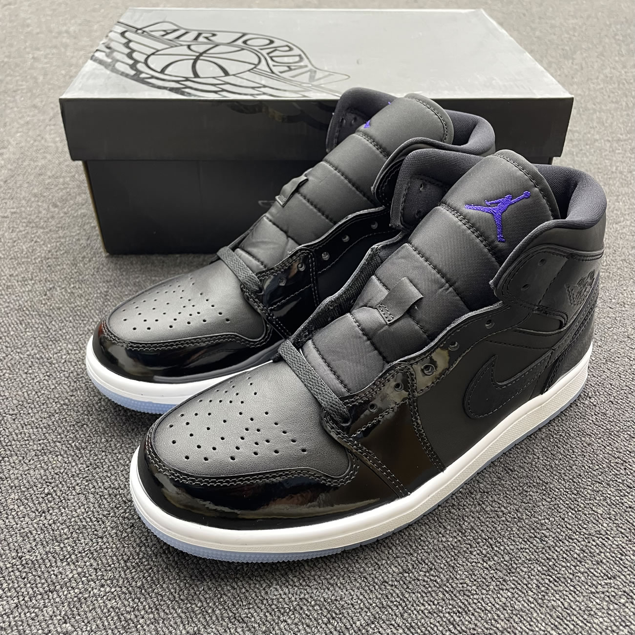 Air Jordan 1 Mid Se Space Jam Dv1308 004 (8) - www.newkick.org